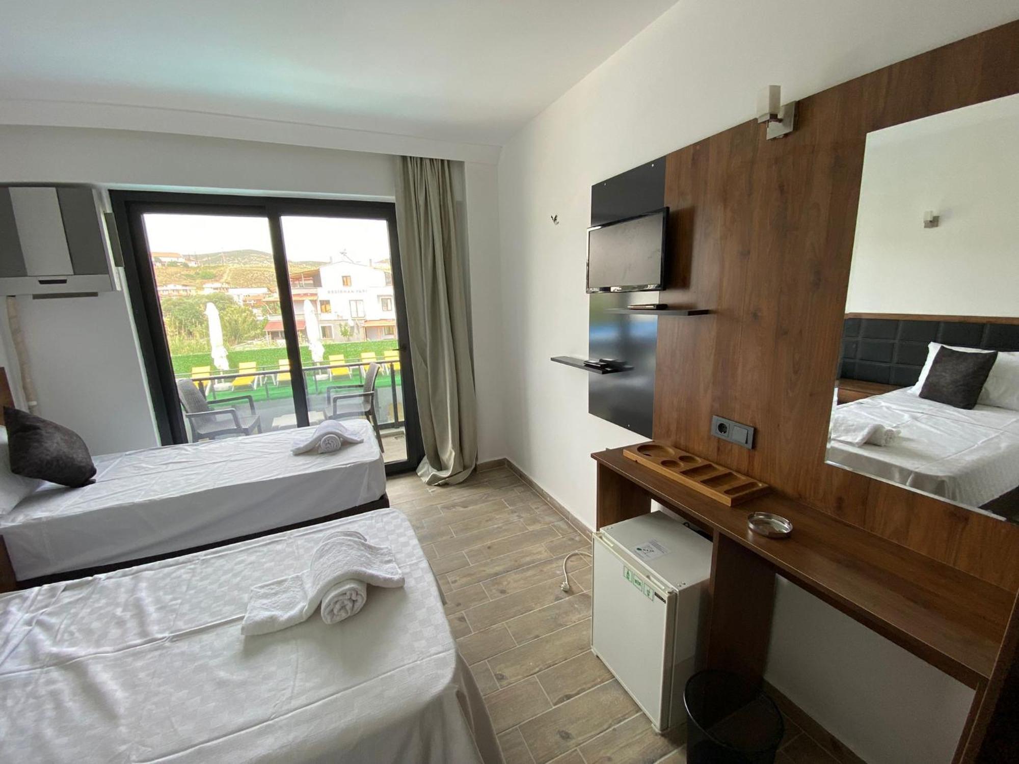 Türkeli Atas Aqua Otel Avsa מראה חיצוני תמונה